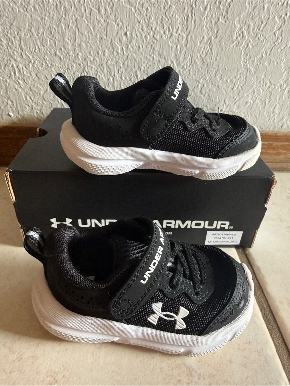 Under Armour Kids Black & White Velcro Athletic Sneakers